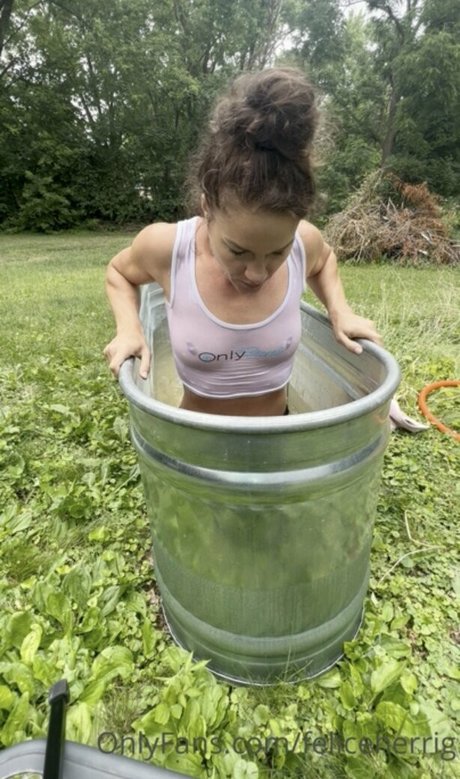 blonde yoga onlyfans sexy nude picture