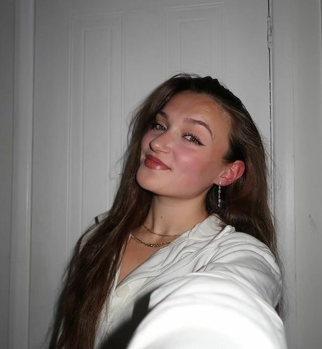 Skye Upshall star pretty pic