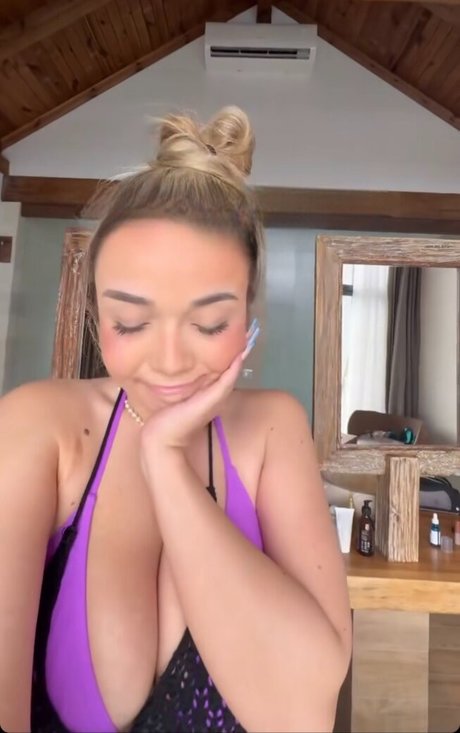 Julesboringlife model sexy gallery