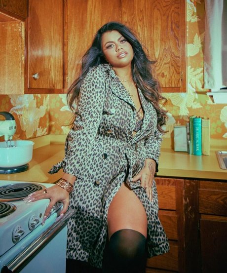 Drew Afualo xxx pornstar pictures