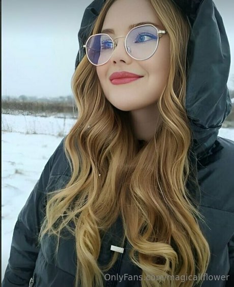 magicallflower model erotic pic