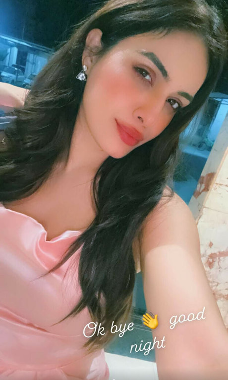 Nehhaa Malik nice pornstar image