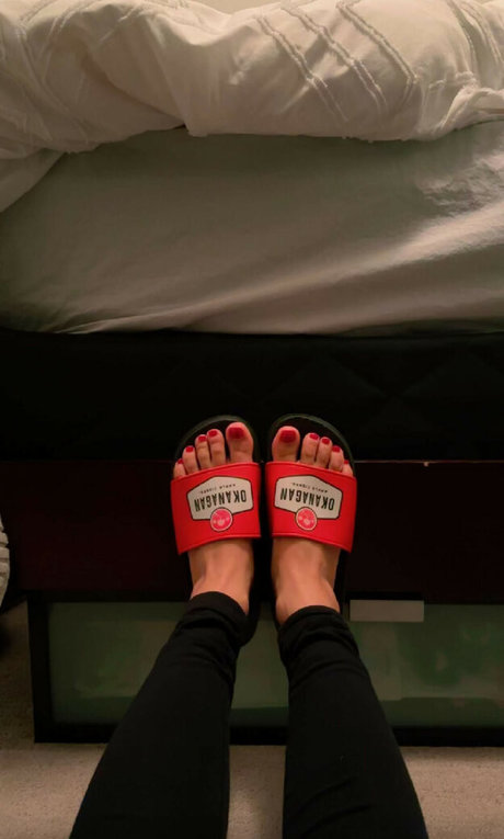 Nehhaa Malik model nudes pictures