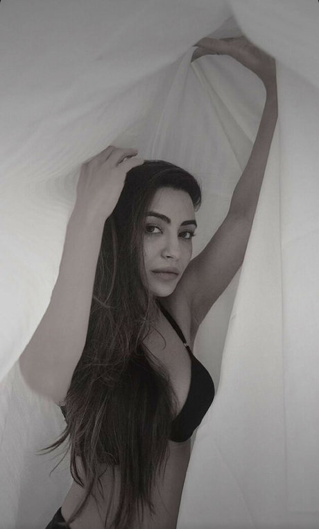 Nehhaa Malik pornstar exclusive pics