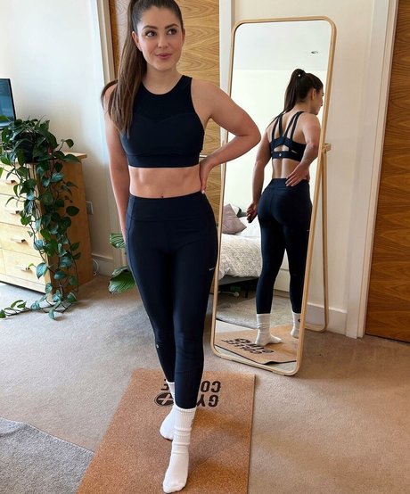 Female Football model naked img