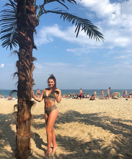 masturbation squirt onlyfans naked gallery