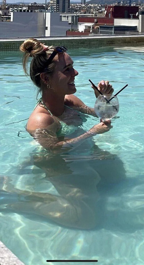 Female Football model img