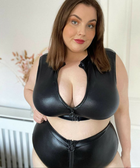 Lauren Dungey nudes model picture