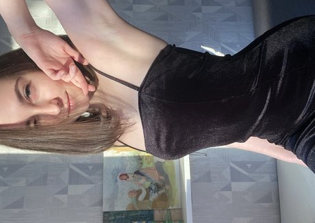 sonya me nudes actress pic