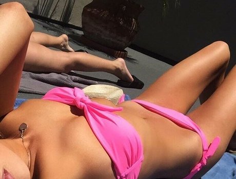 Nicola Hughes sex pornstar gallery