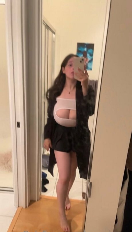 BustyMor N star top img