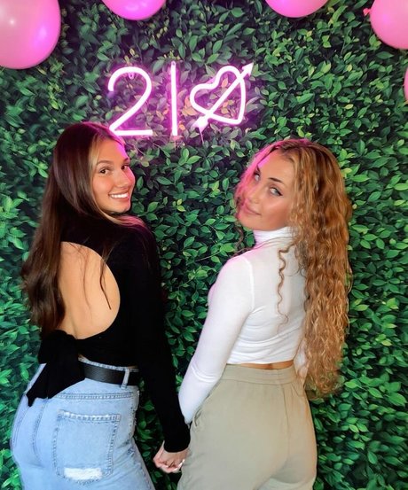 swinger milf onlyfans free xxx galleries