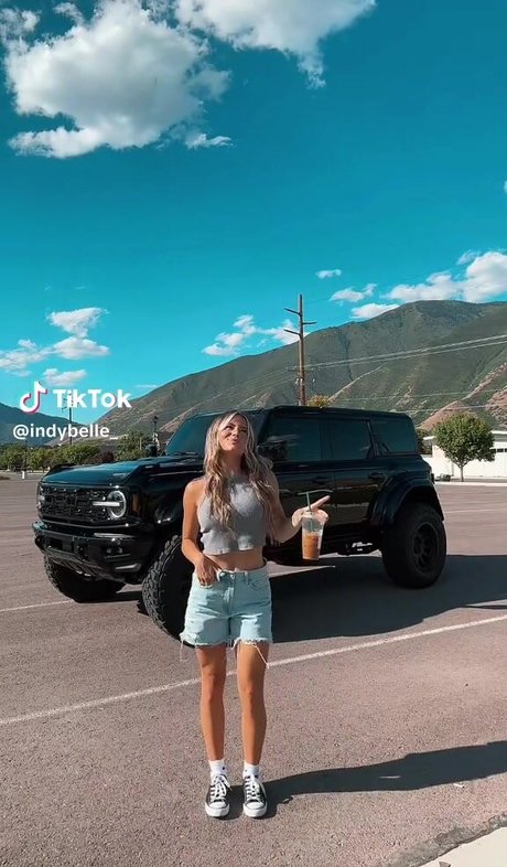 Indy Belle art star archive