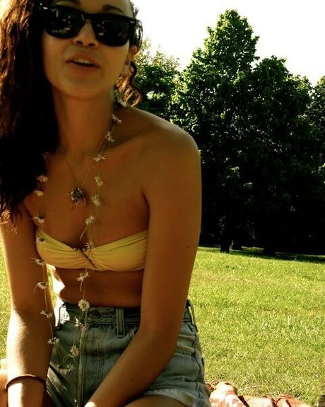 Ashley Madekwe star perfect pic