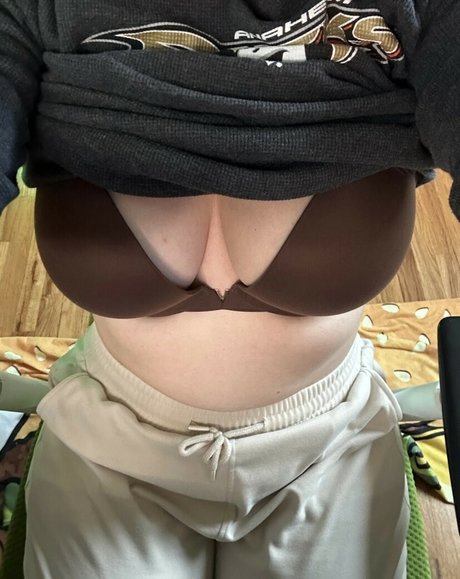 Britbrattv pornstar sex pics