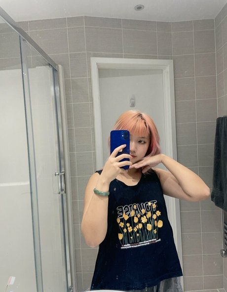 leynnercutie art model galleries