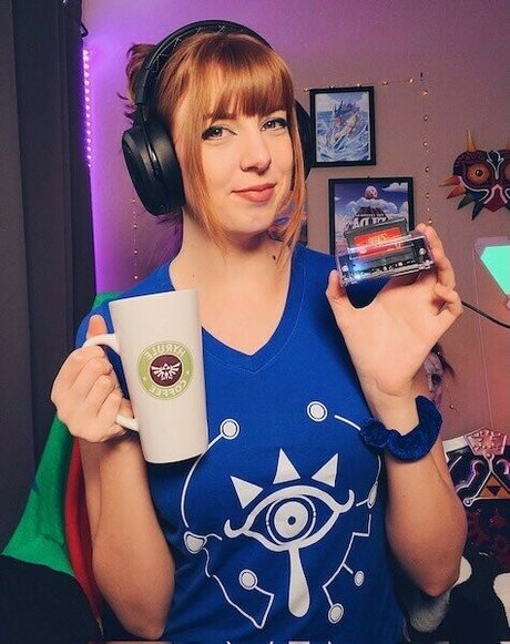 MaryMajora exclusive star photos