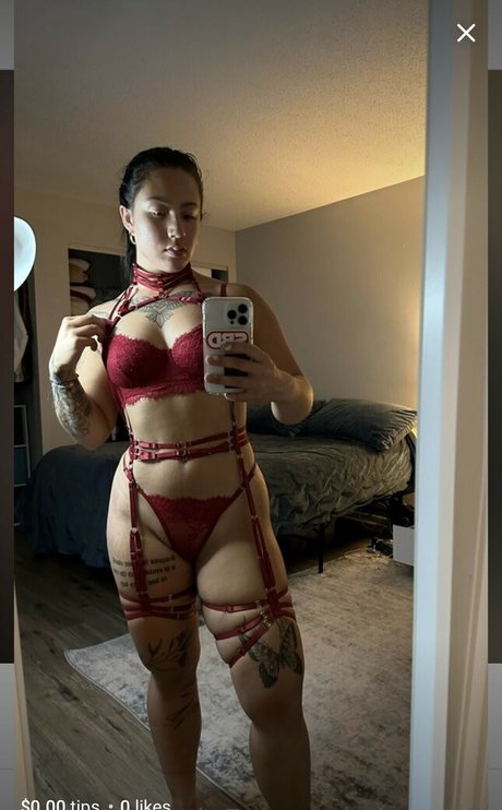 Layla Zinser model xxx image