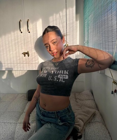 aricedress model free pics