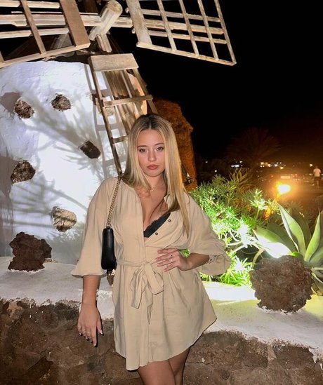 aricedress actress pictures