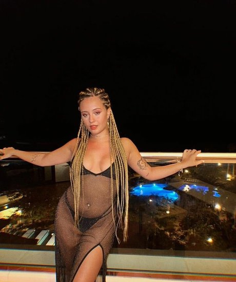 aricedress pornstar perfect pic