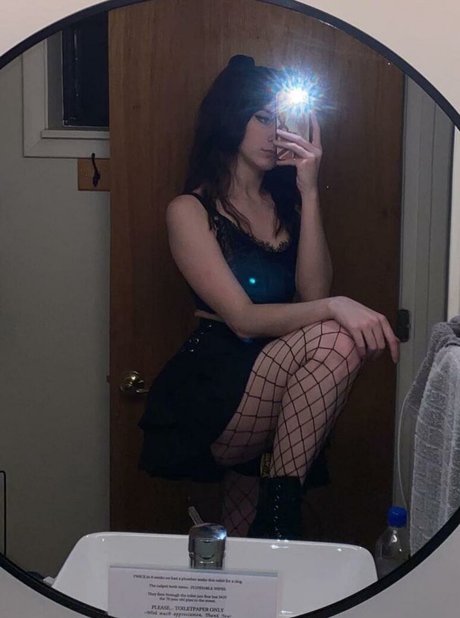 Trashpotatopie pornstar beautiful pictures