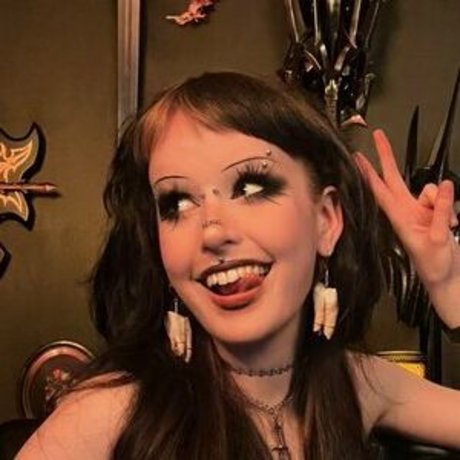 Gutknot hd pornstar image