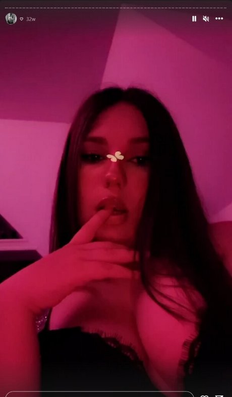 Appoline model nudes galleries