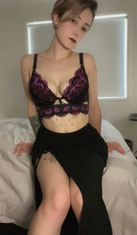 Littlesin16 pornstar art gallery