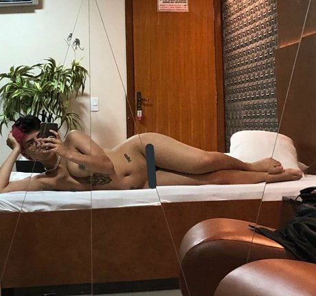 Sad Steh nudes actress pic