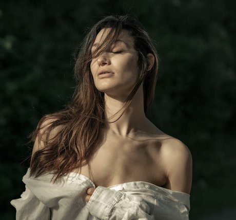 Shira Aizner best actress pics