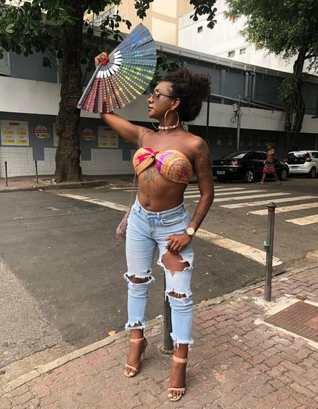 sarinhadiass pornstar hot picture