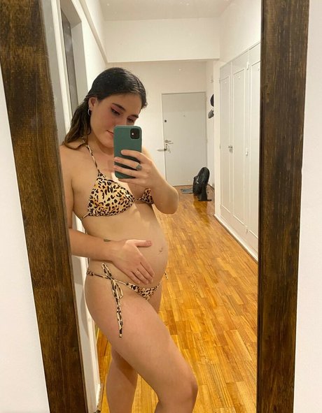 tiny onlyfans sexy nudes photos