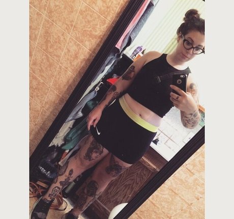 Stepstool Sarah model pretty archive