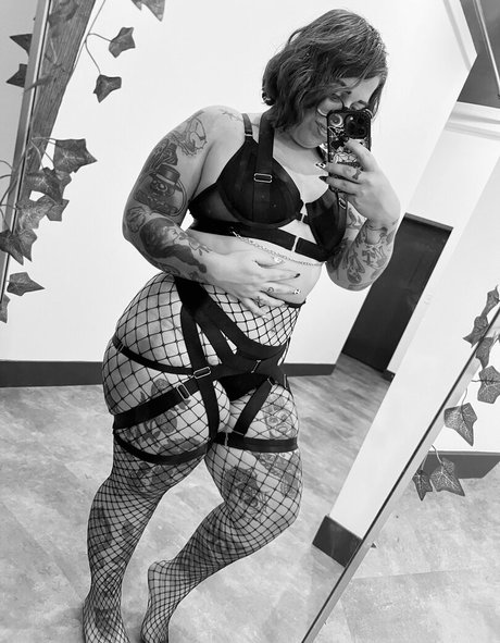 asian wife onlyfans nudes photo