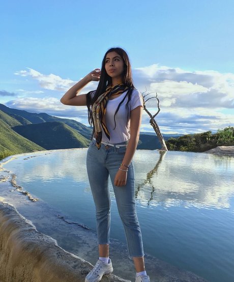 Fatima Guevara free model photo