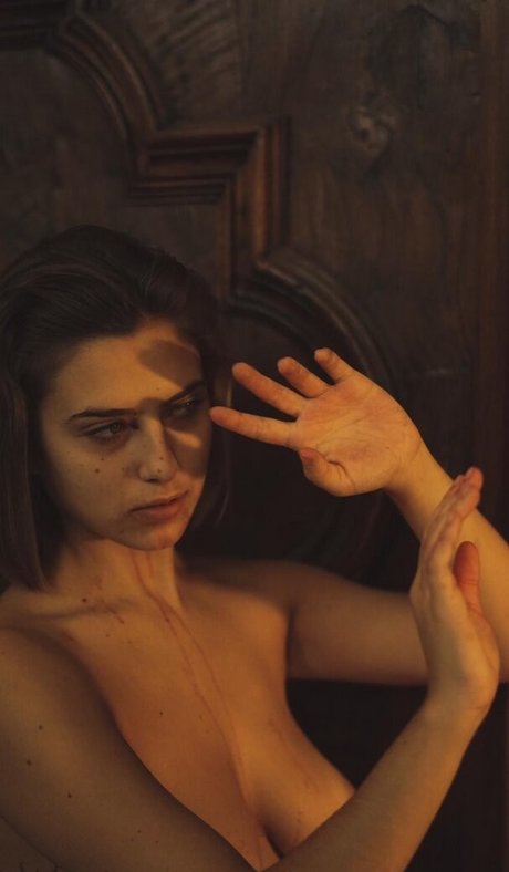 Claudia Napolitano nudes model picture