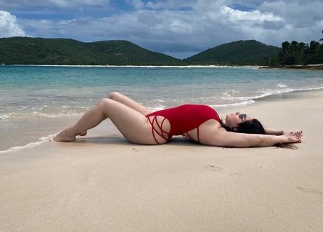 yoga onlyfans sexy naked photo