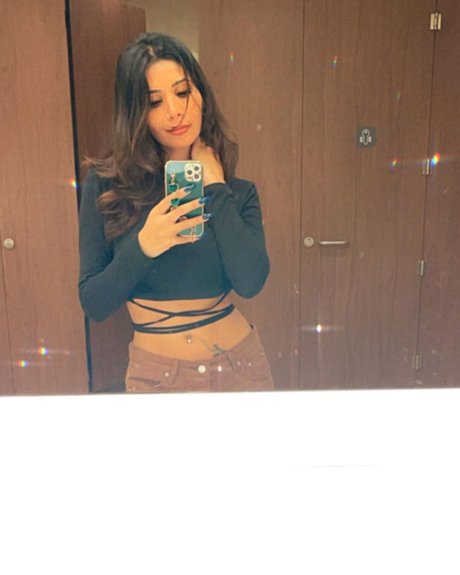 Annie Sharma naked pornstar galleries