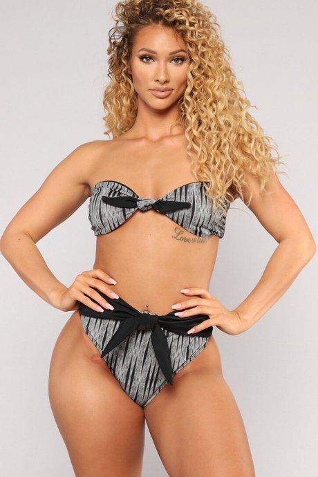 busty redhead onlyfans nudes image