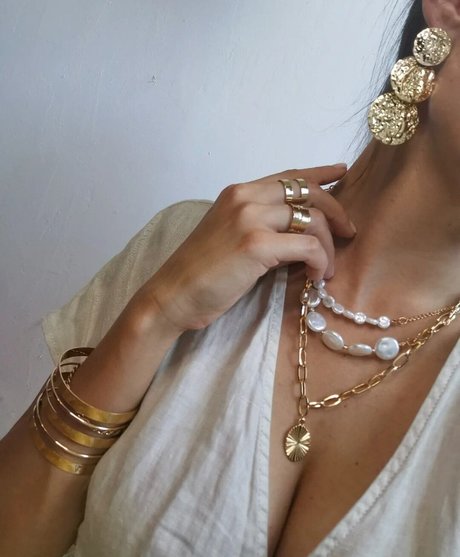 Ewenae pretty star archive