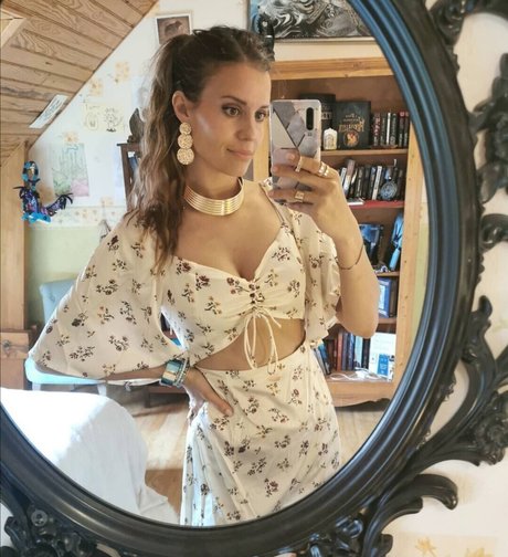 amateur swinger onlyfans beautiful nude picture