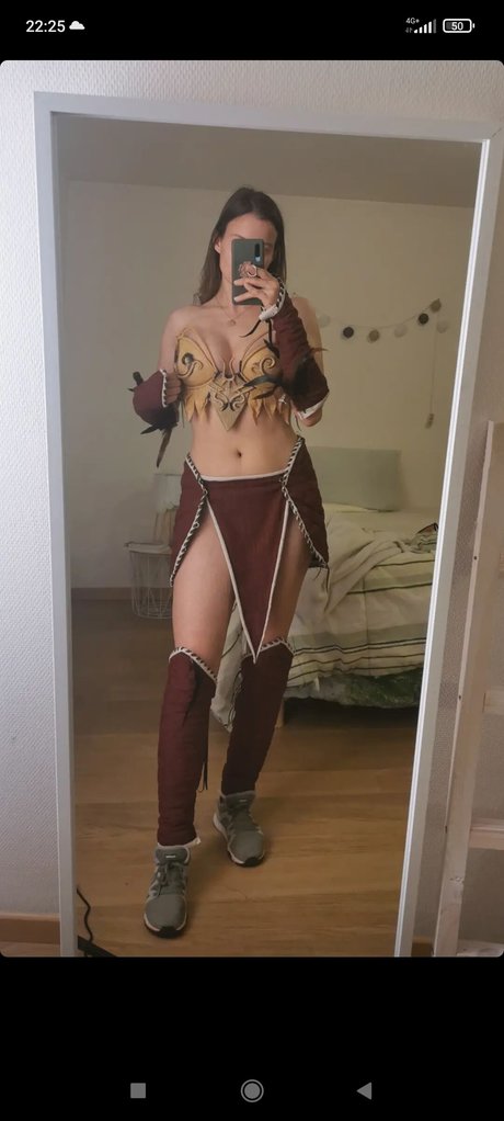 Ewenae star top gallery