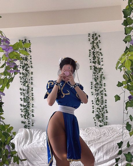 giant onlyfans sexy picture