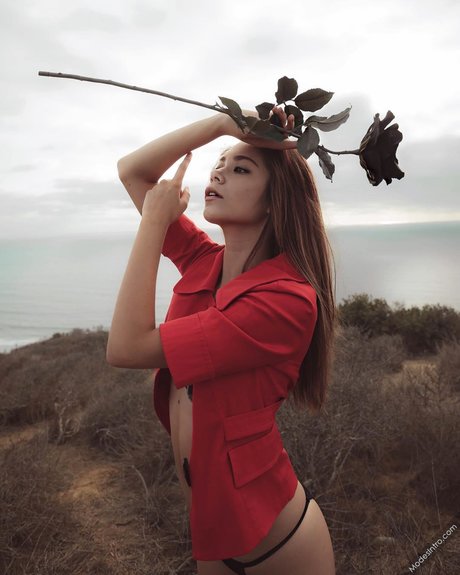 Melodi Flack_ model hot pic