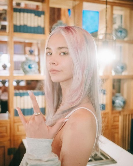 Melodi Flack_ model nudes picture