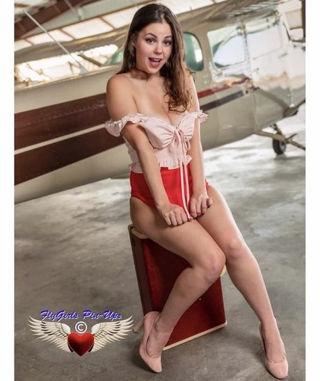 Rachelle Chelle Smith model sex archive