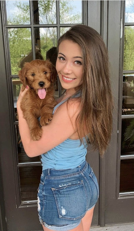 Sasha Emiri Sander star art pics