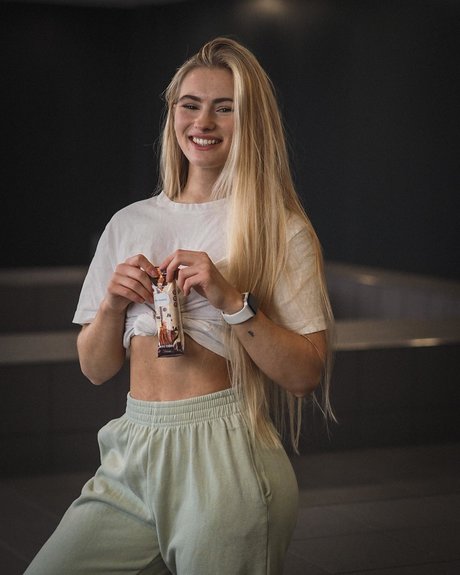 Alrun Steiner_ free star images