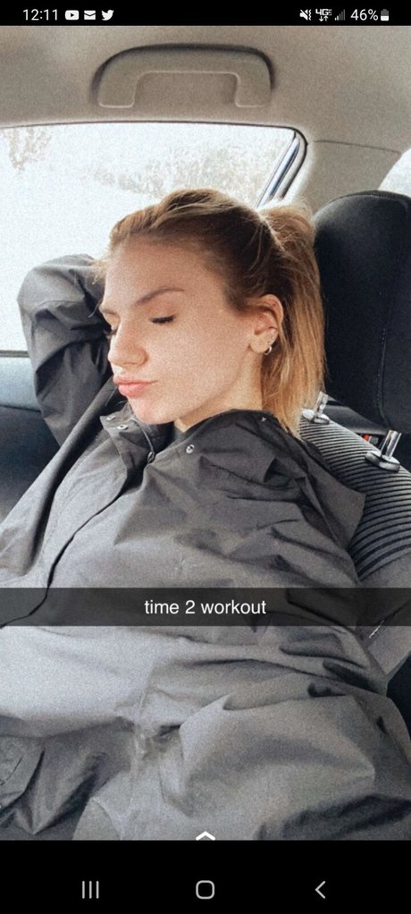 Bailey Rose free model photo